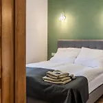 Nad Ujsciem I Apartamento